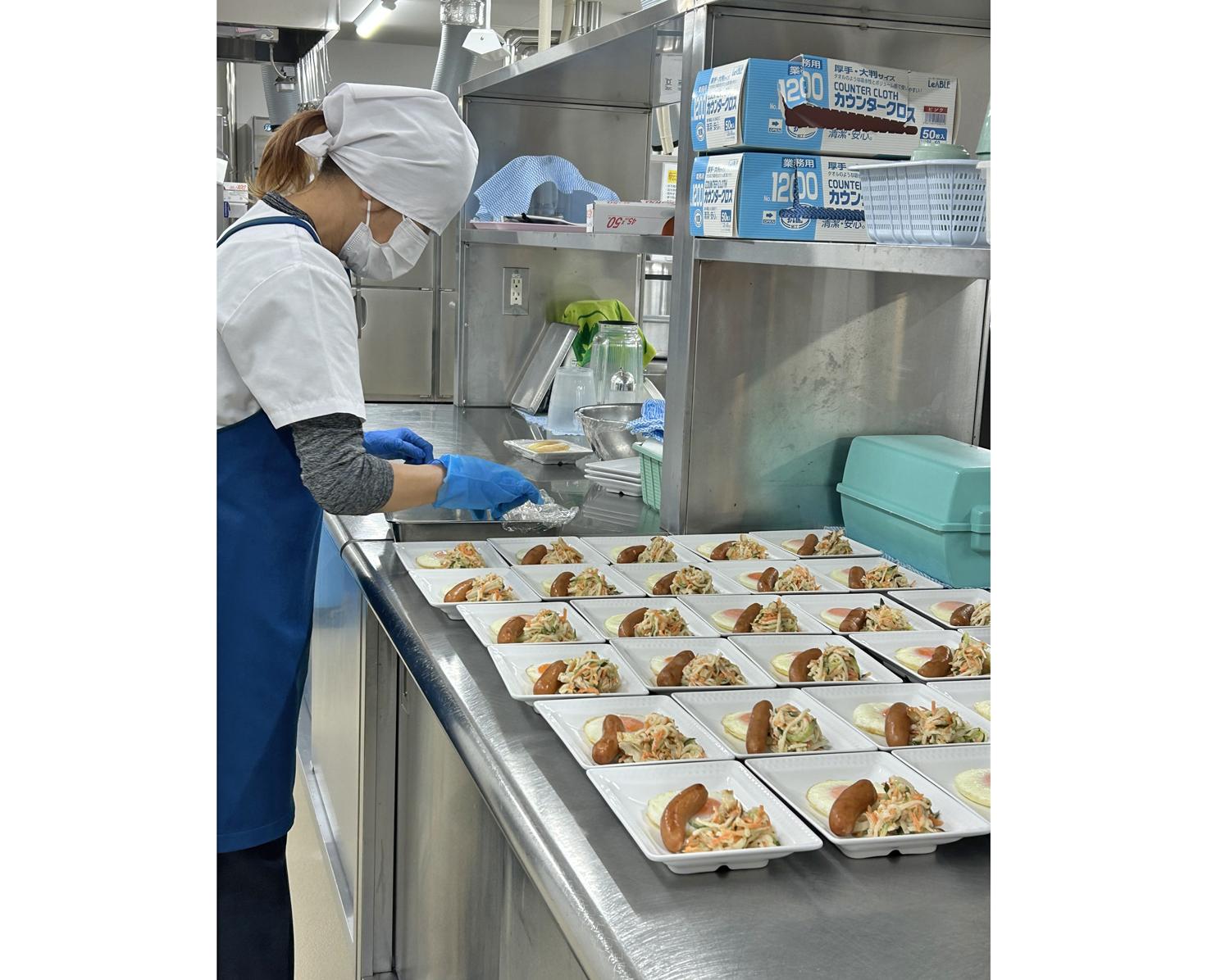 ≪未経験者OK！≫ 社員寮の食堂調理補助スタッフ募集！≪扶養内OK！≫