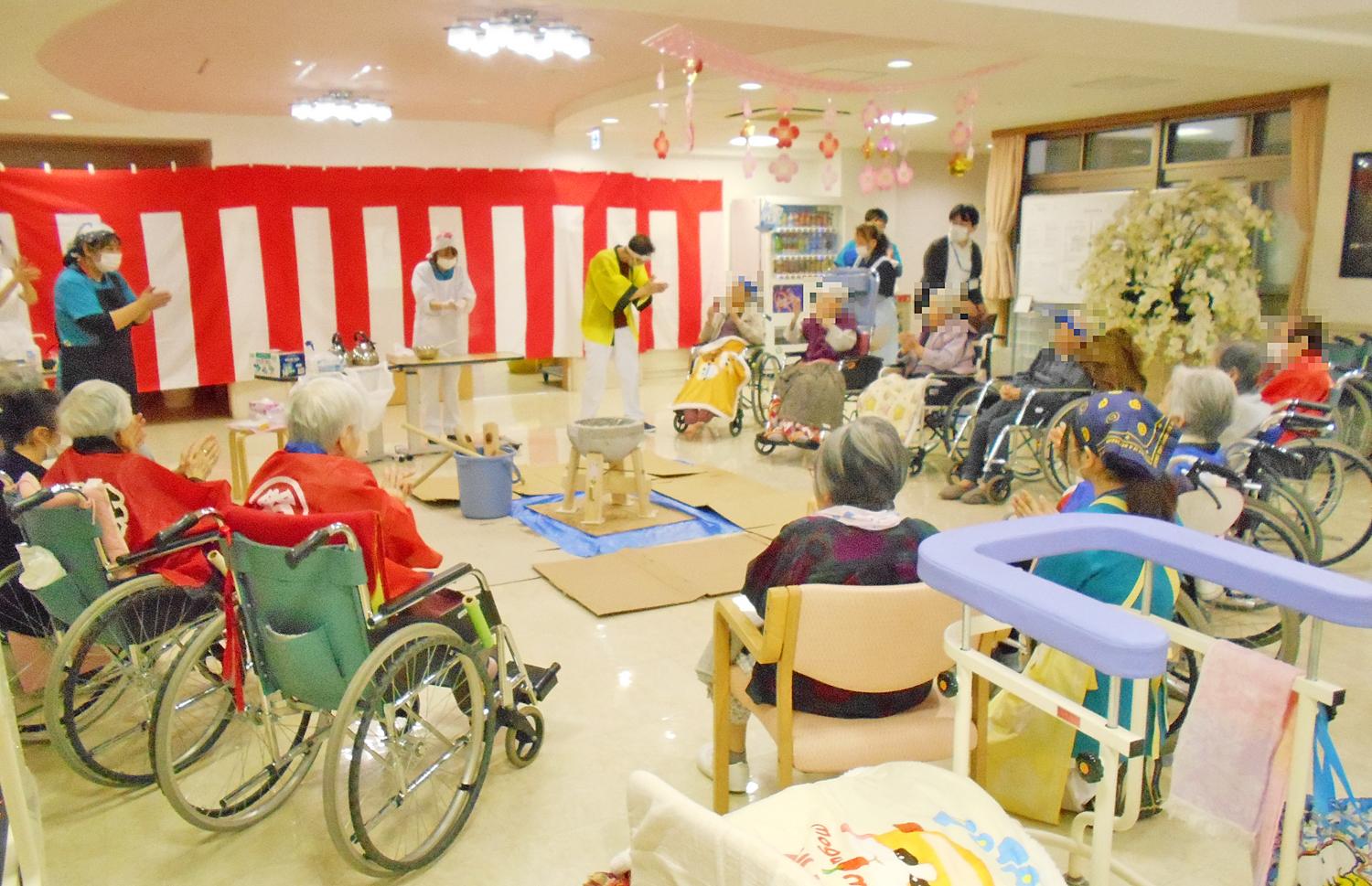 介護職員・看護師・清掃スタッフ募集！