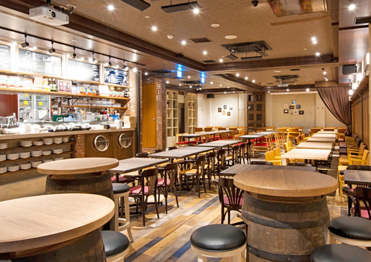 LOGIC（ロジック）池袋店　ホール・キッチンスタッフ募集！